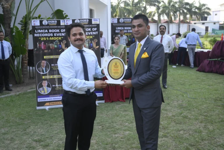 Limca Book of World Record "251-Mocktails" – IHMS Kotdwar, photo 56