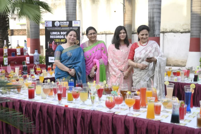 Limca Book of World Record "251-Mocktails" – IHMS Kotdwar, photo 42