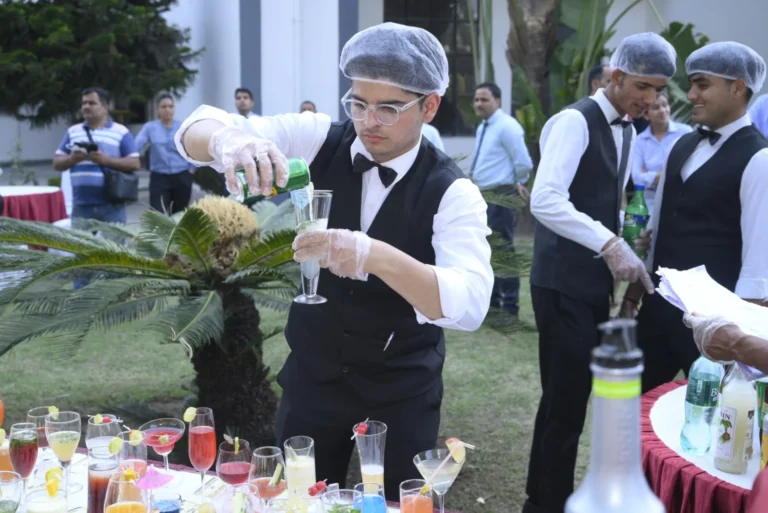Limca Book of World Record "251-Mocktails" – IHMS Kotdwar, photo 29