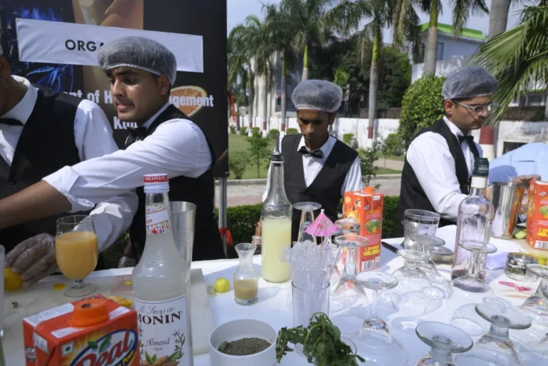 Limca Book of World Record "251-Mocktails" – IHMS Kotdwar, photo 23