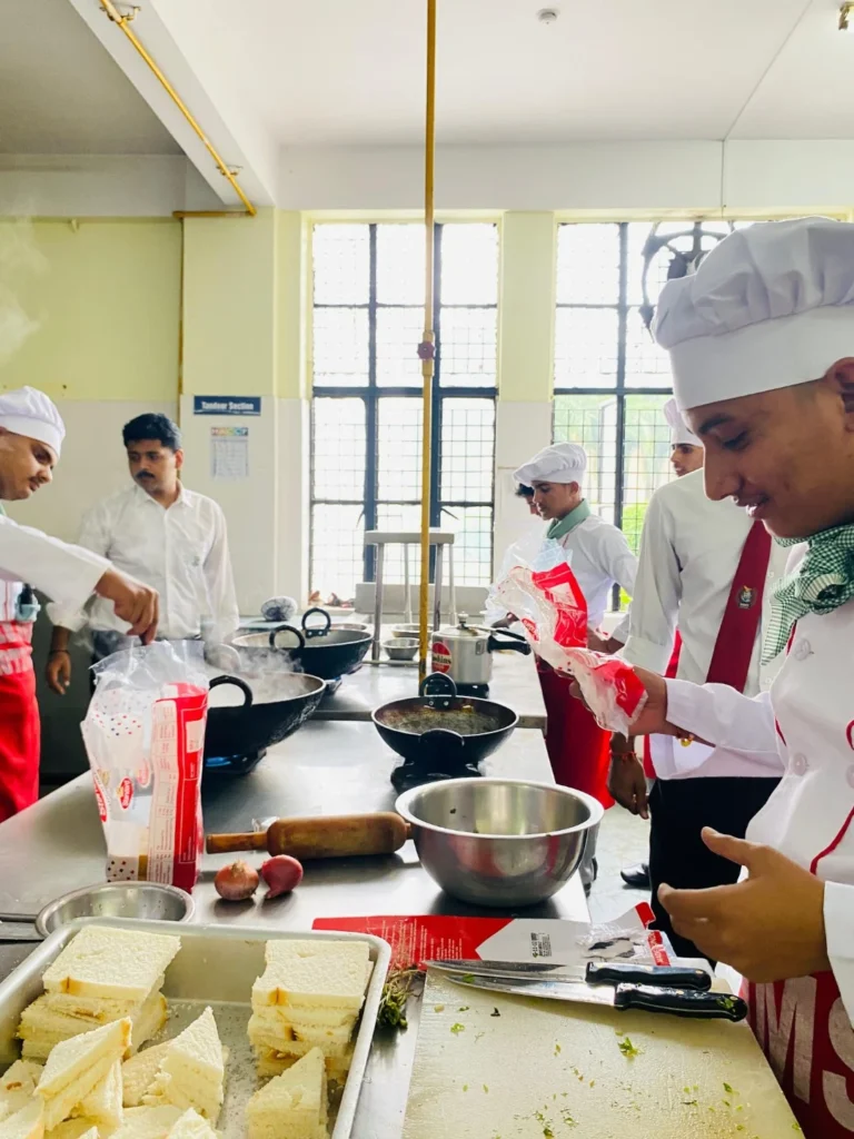 Food Production Practical Session | IHMS Kotdwar – IHMS Kotdwar, photo 5